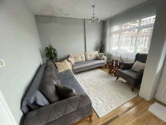 BİR GAYRİMENKUL`DEN 415m2 ARSA İÇİNDE ÜÇ VE TEK KATLI İKİ EV