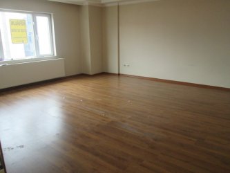 BİR GAYRİMENKUL`DEN KREDİYE UYGUN MERKEZDE 170M2 4+1 DAİRE