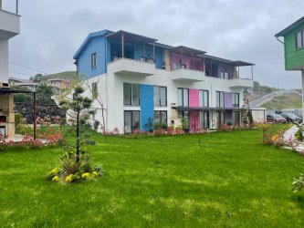 ŞİLE AHMETLİDE HAVUZLU SİTE İÇİNDE 1+1 EŞYALI DAİRE 