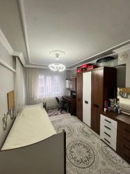 Manisa / Şehzadeler / Göktaşlı Mahallesi/ 3+1- 120 m² - Arakat,