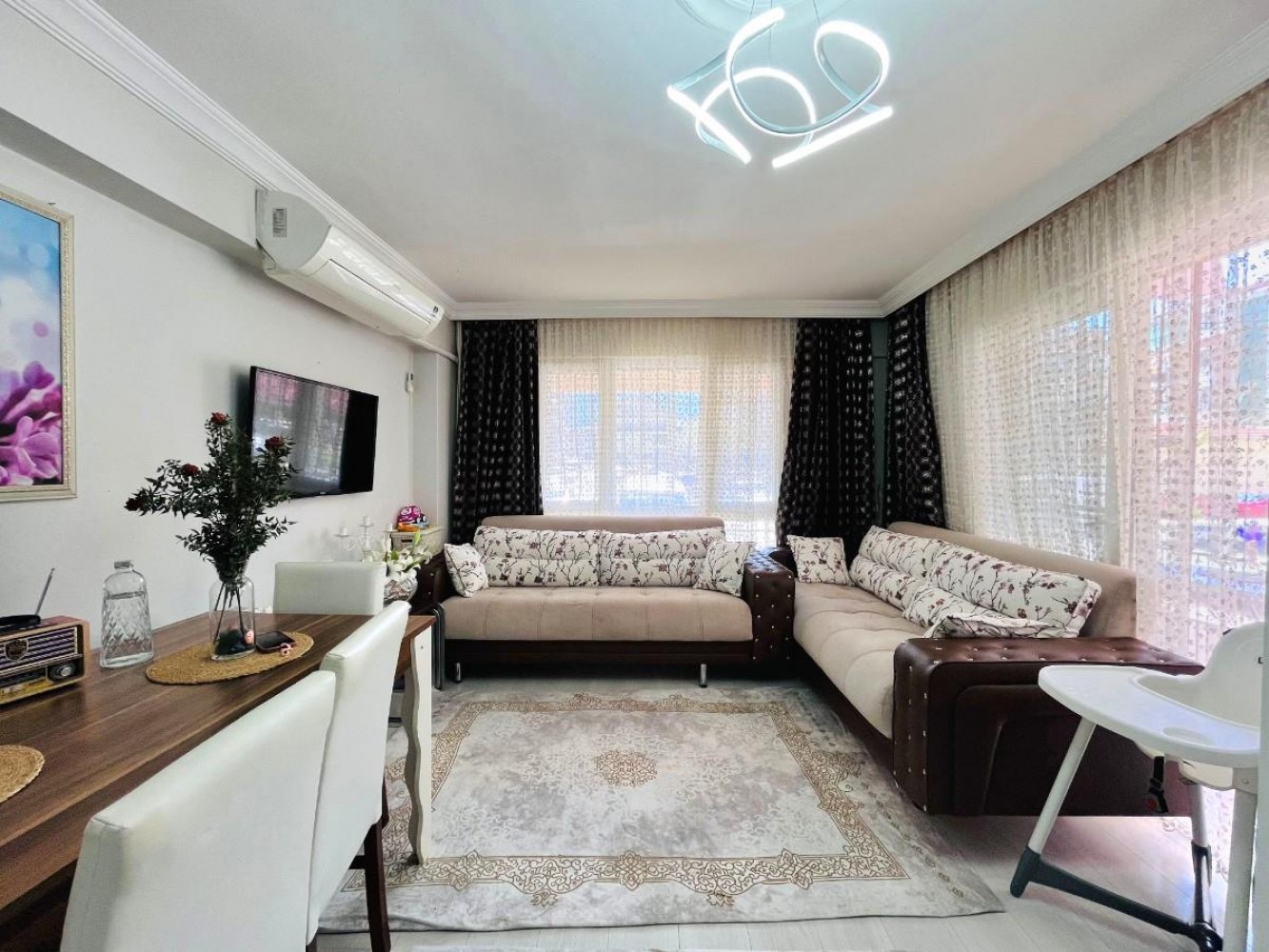 Manisa Yunusemre Yenimahallede Satılık 3+1 Önü Açık Daire