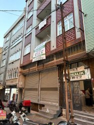 ESENLER YÜZYIL CADDE 2. BİNA TABELA DEĞERİ YÜKSEK HER İŞE UYGUN