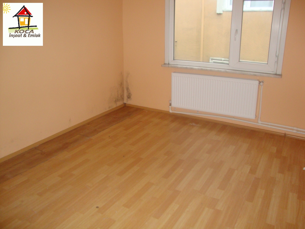 SARIYER BAHÇEKÖY KEMERDE KİRALIK MANZARALI MASRAFSIZ DAİRE Kiralık