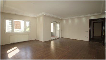 BEYLİKDÜZÜ ADNAN KAHVECİDE SİMAKENT SİTESİNDE KİRALIK 3+1 DAİRE