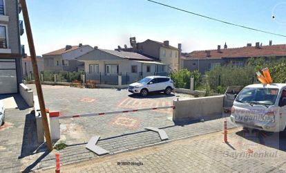 Bayramiç te 3 +1 full eşyalı kiralık daire