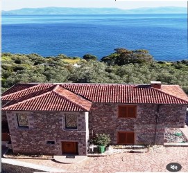 Çanakkale AYVACIK Kocaköy (assos) Önü Kapanmaz Midiili Manzaralı özel taş yapım  MÜSTAKİL ev