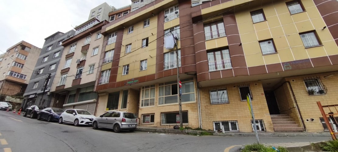 KAĞITHANE MERKEZ SATILIK İŞYERİ  BRÜT  90m2  NET 70 m2