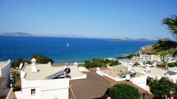 NAZAR EMLAK`TAN AKYARLAR FENER DE YAZLIK VİLLA REF-1529