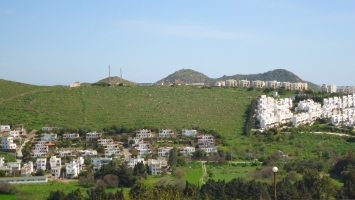 NAZAR EMLAK`TAN AKYARLARDA KONUT İMARLI ARSA ARSA REF-52