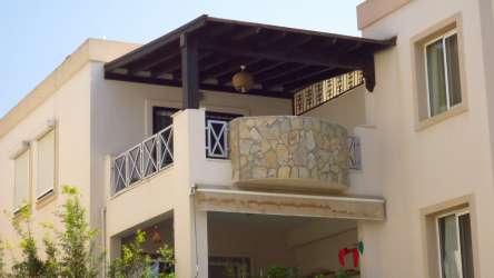 NAZAR EMLAK`TAN BODRUM TURGUTREİS ` TE FULL EŞYALI  doğa MANZARALI  2+1 DAİRE REF-2320