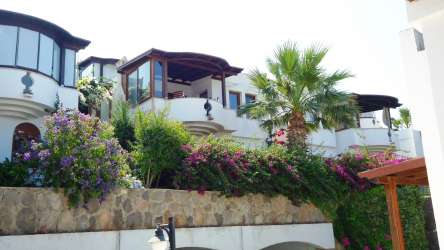 NAZAR EMLAK`TAN AKYARLAR GÜNIŞIĞI SİTESİNDE SEZONDA KİRALIK VİLLA REF-2276