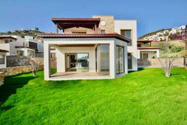 NAZAR EMLAK`TAN GÜMÜŞLÜKTE YENİ VİLLA REF-2476