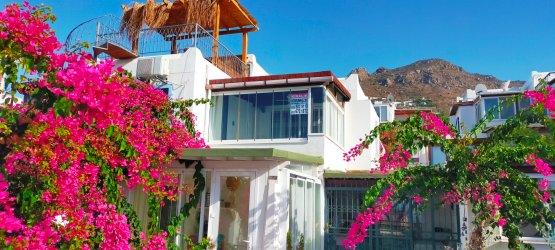 NAZAR ``dan Turgutreiste full eşyalı kiralık yarım dubleks daire REF-3068