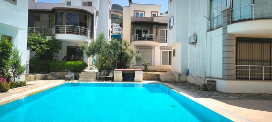 NAZAR EMLAK TAN BODRUM TURGUTREİS TE  3 +1   VİLLA REF-3123-1