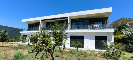 NAZAR EMLAK`TAN  BODRUM TURGUTREİS  MERKEZDE   2+1 DAİRE REF-3134
