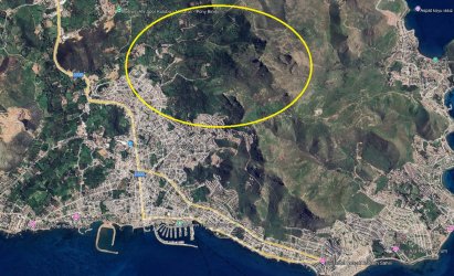 BODRUM TURGUTREİS TE DENİZ MANZARALI İMARSIZ ARAZİ REF-2695
