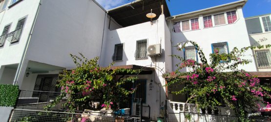 SATILIK VİLLA - NAZAR EMLAK`TAN TURGUTREİS MERKEZDE   VİLLA REF-3243