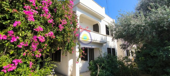 NAZAR EMLAK TAN BODRUM TURGUTREİS `TE DENİZE 0 SİTE İÇİNDE 2 +1   VİLLA REF-3297