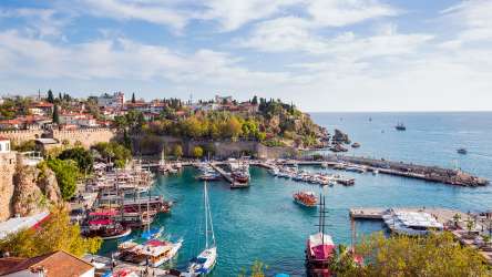 ANTALYA MERKEZDE DENİZE SIFIR SATILIK 5 YILDIZLI OTEL