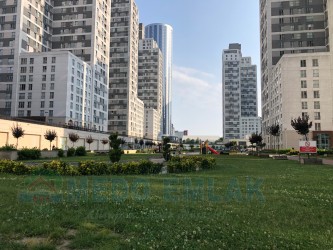 İstanbul Kristalşehir Sitesinde 2+1 Kiralık Daire Metrobüse 700 metre
