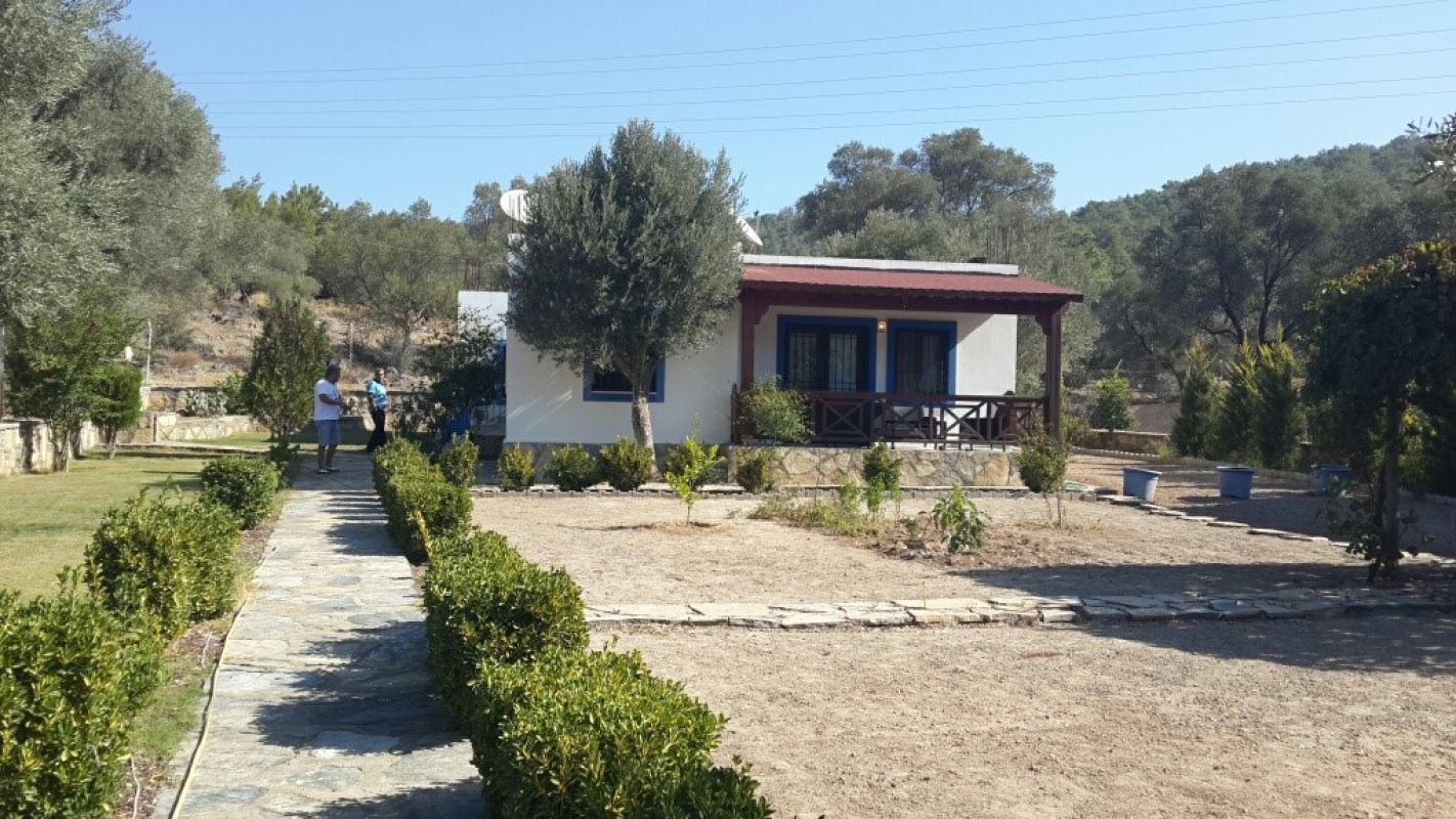 BODRUM DA KAÇMAZ FIRSAT 1000 M2 ARSA İÇERİSİNDE SATILIK TEK KAT EV