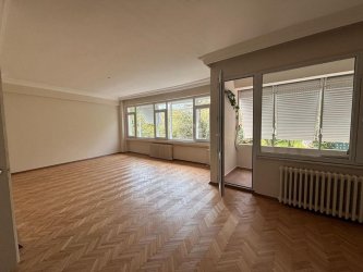İstanbul un En Güzel Konumunda,  Fırsat, Satılık Bir Daire