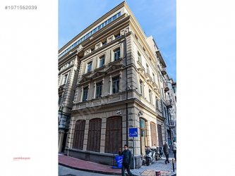 Karaköy Kemankeş Caddesi Restorasyonu Tamamlanmış Tarihi Bina