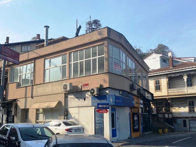 ÇUBUKLU SAHİL YOLU ÜZERİNDE KİRALIK 200 M2 OFİS / İŞYERİ