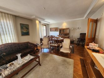 KAVACIK KAPTANLARDA KİRALIK 3+1 ARA KAT DAİRE