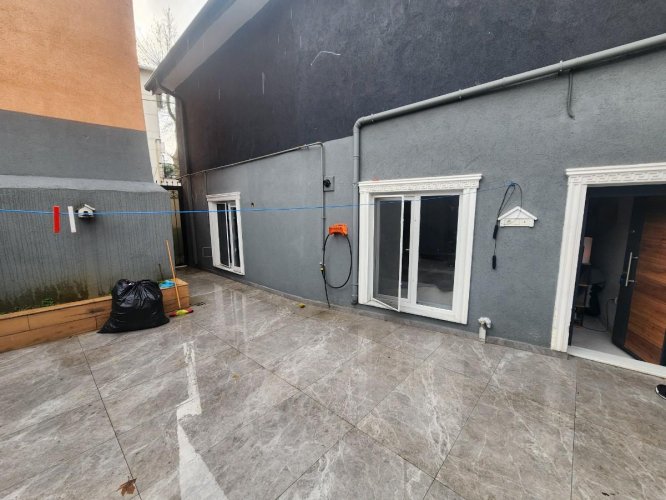 Çubuklu Merkezde Kiralık Ofis Katı