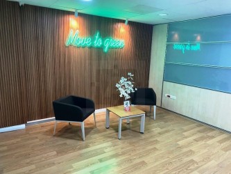 ADRESSTEN KAVACIK MERKEZDE İRALIK 240 M2 ŞIK OFİS / PLAZA KATI