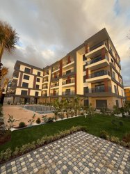 KUŞADASI İKİÇEŞMELİKTE YENİ SIFIR SATILIK 2+1 DAİRE 