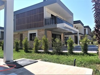 KUŞADASI DAVUTLARDA TAM MÜSTAKİL ÖZEL HAVUZLU VİLLA