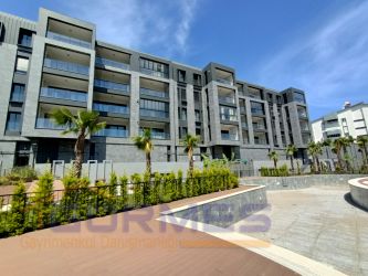 KUŞADASI KADINLAR DENİZİNDE SATILIK KÖŞE KONUM LÜKS 3+1 DAİRE