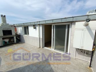 GÜRMES EMLAKTAN KUŞADASI MERKEZDE DOĞALGAZLI KİRALIK 3+1 DAİRE