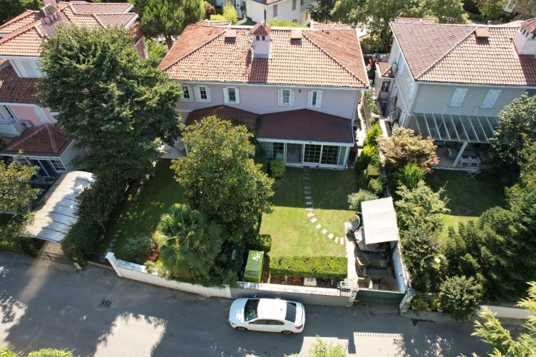 Kemer Country`de Satılık A Plus İkiz Villa