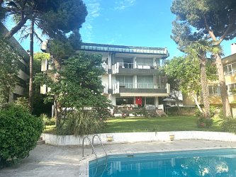Göztepe Cemil Topuzlu Sahil Şeridinde, Manzaralı Kiralık Daire