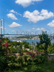 Beylerbeyi Yağcılar Sitesi`nde Boğaz Manzaralı 3+1 Kiralık Daire