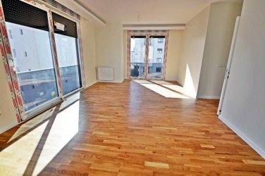 KADIKÖY ŞAŞKINBAKKALDA  3+1 SATILIK DAİRE TROYKADAN