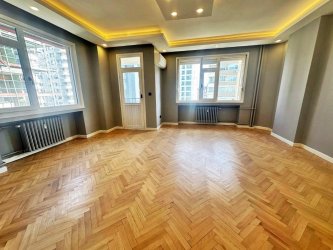 KADIKÖY CADDEBOSTAN SAHİLDE 3+1 SATILIK DAİRE TROYKADAN