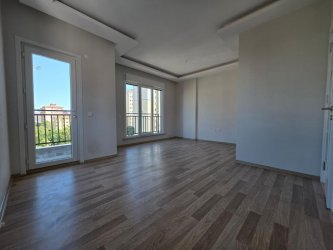 KADIKÖY KOZYATAĞINDA 2+1 SATILIK DAİRE TROYKADAN
