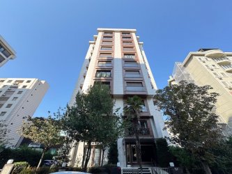 KADIKÖY SUADİYEDE 3+1 SATILIK DAİRE TROYKADAN
