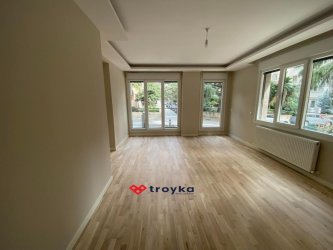 KADIKÖY ERENKÖY BAĞDAT CAD. YAKIN 2+1 SATILIK DAİRE TROYKADAN