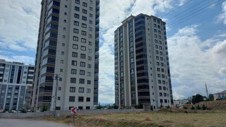 SİTE İÇİNDE,SIFIR,KREDİYE UYGUN,DENİZ MANZARALI SATILIK 4+1DAİRE