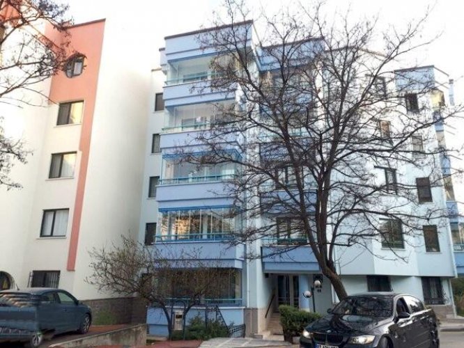 Söğütözü Mah. Anadolu Sitesinde 135m2, 3+1 Yenilenmiş Full Yapıl