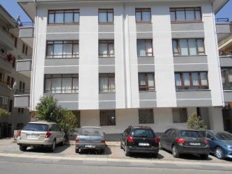 Çankaya Reşatnuri Sokakta,  3+1, Bakımlı, Kombili