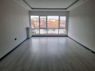 Çankaya Şimşek Sokakta Güven Hastanesi Yakını Full Yapılı 3+1, 3.Kat