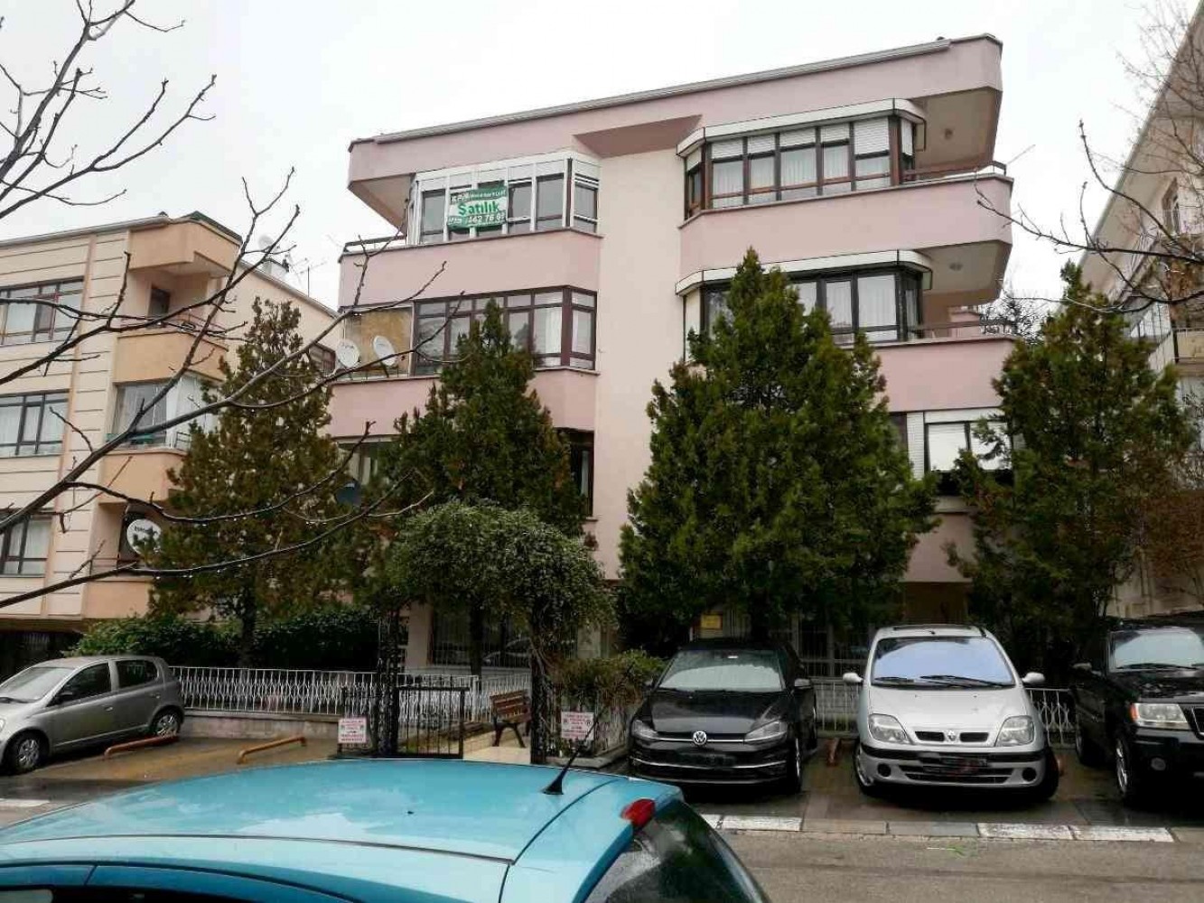 Çankaya Atakule Yakını, Merkezi Konumda, 4+1, 3.Katta, Otoparklı