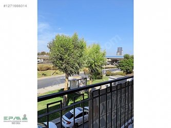 Balçovada Ana Cadde Üzerinde Kiralık Daire