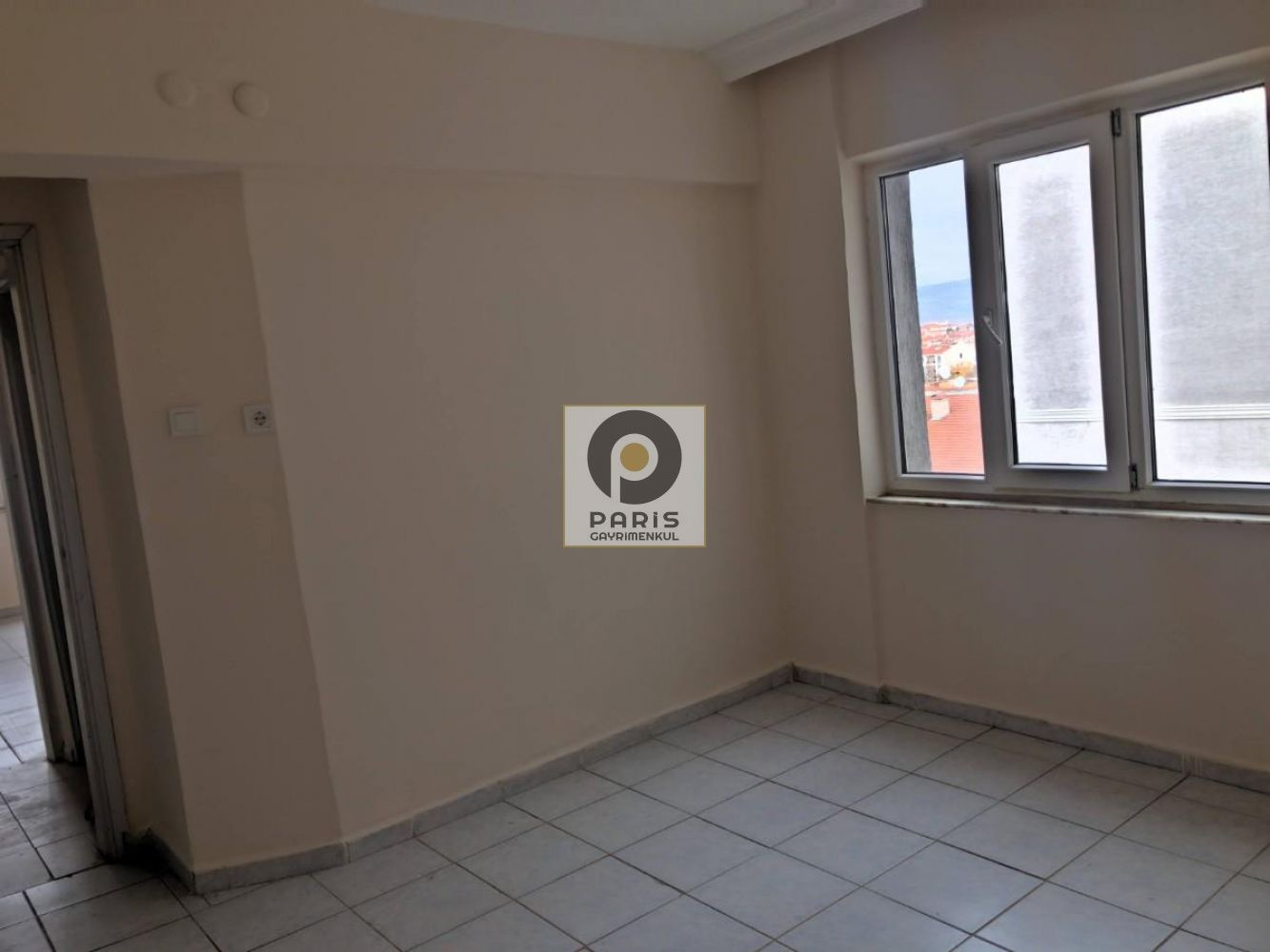 Kiralık Konut Apartman Dairesi Paris Gayrimenkul den Bağlar da Kiralık